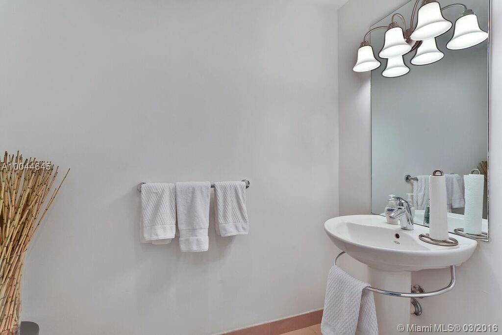 Met 01 - Residential Lease