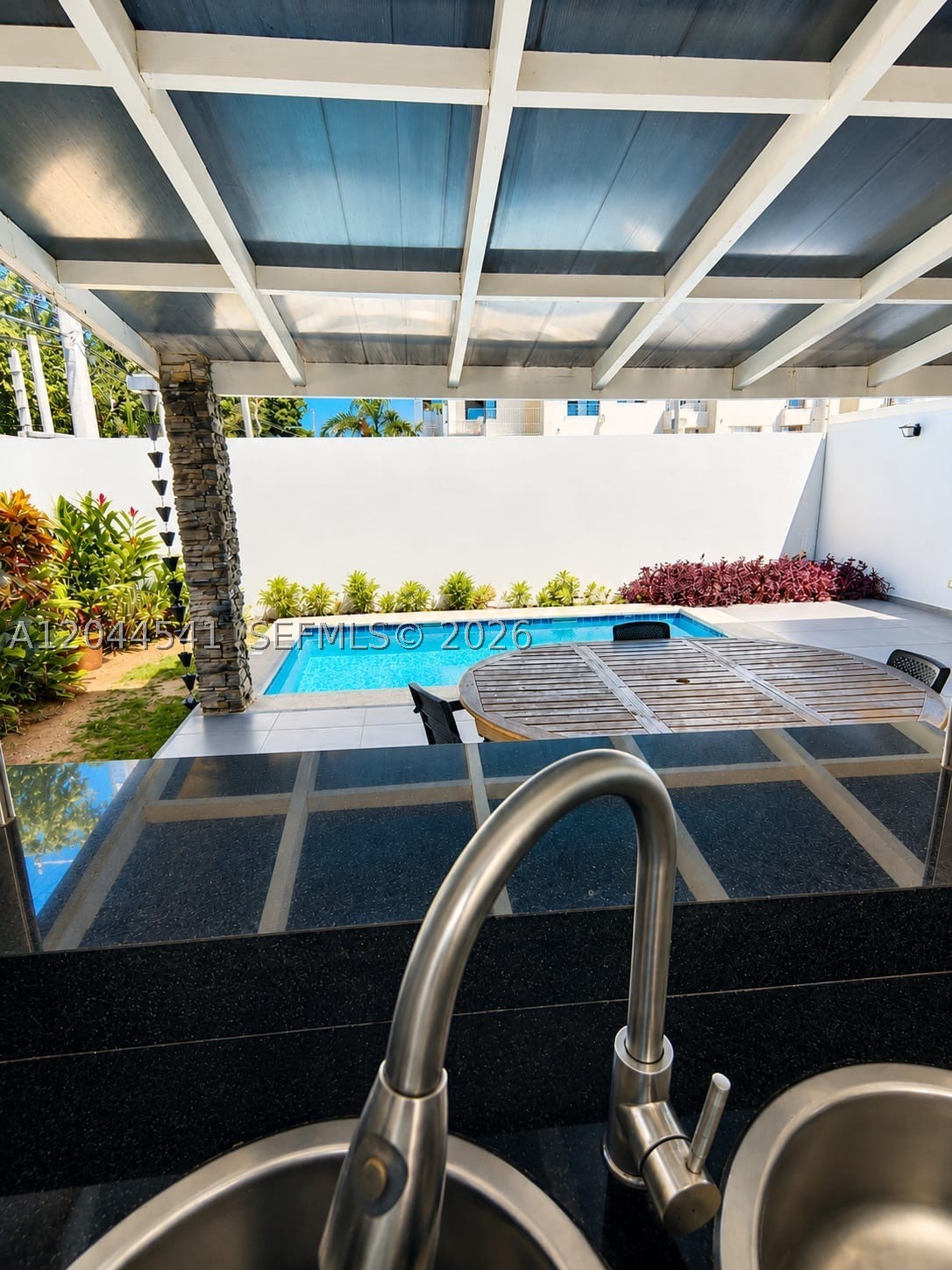 PERLA BONITA - Residential