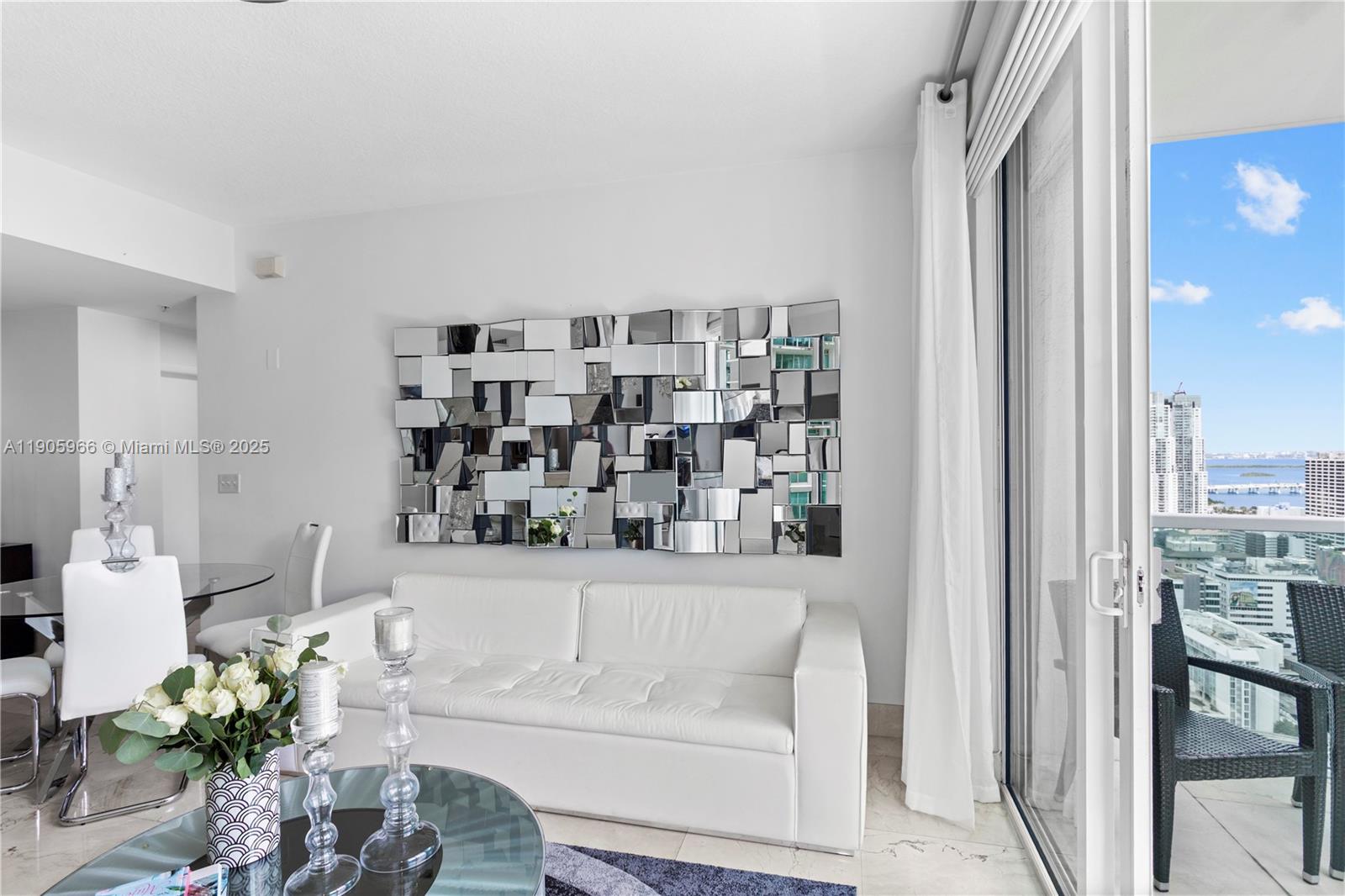 BRICKELL ON THE RIVER N T - Residential
