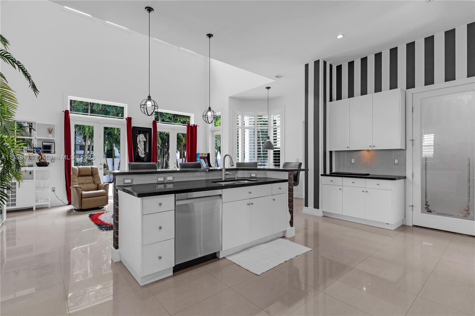ROBERTS SUB - Residential Lease