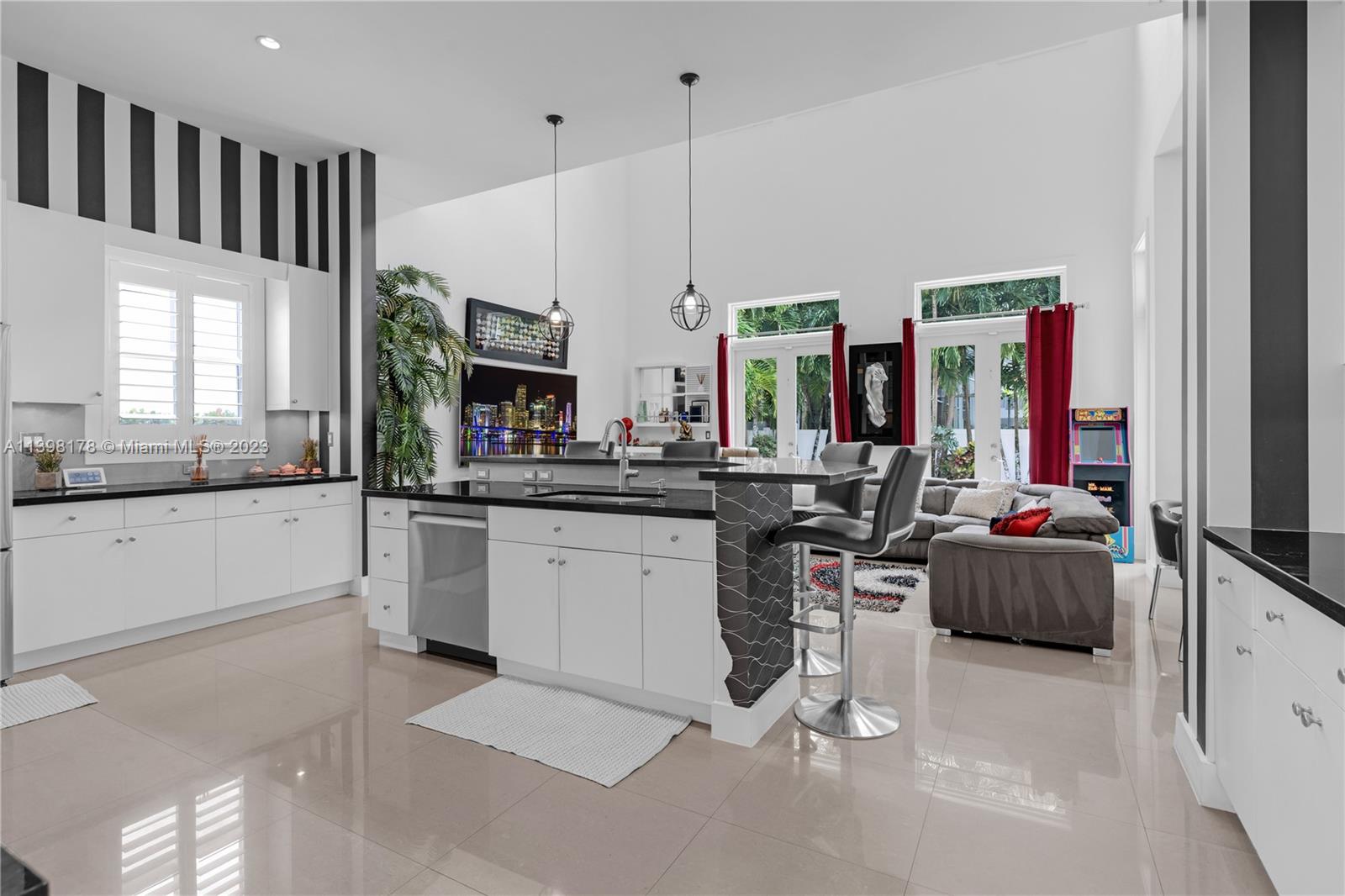 ROBERTS SUB - Residential Lease