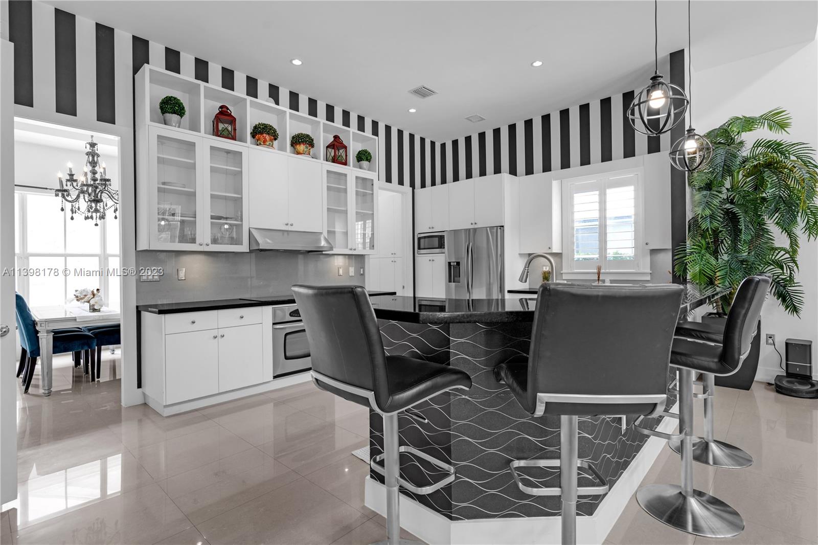 ROBERTS SUB - Residential Lease