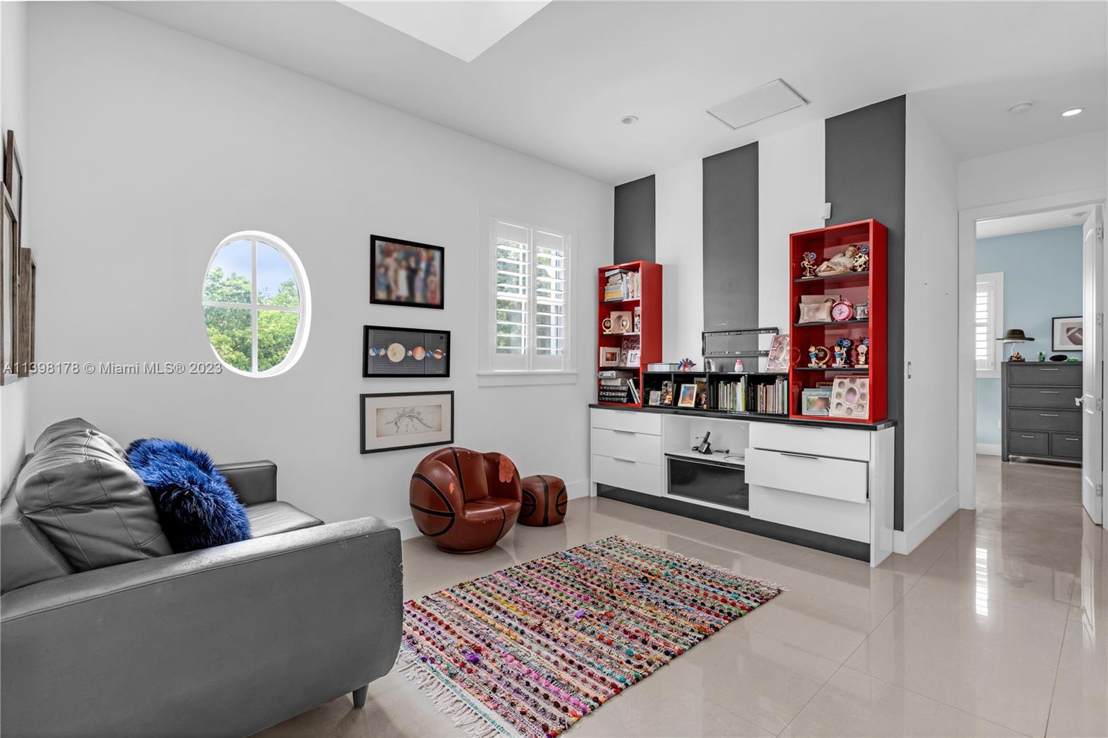 ROBERTS SUB - Residential Lease
