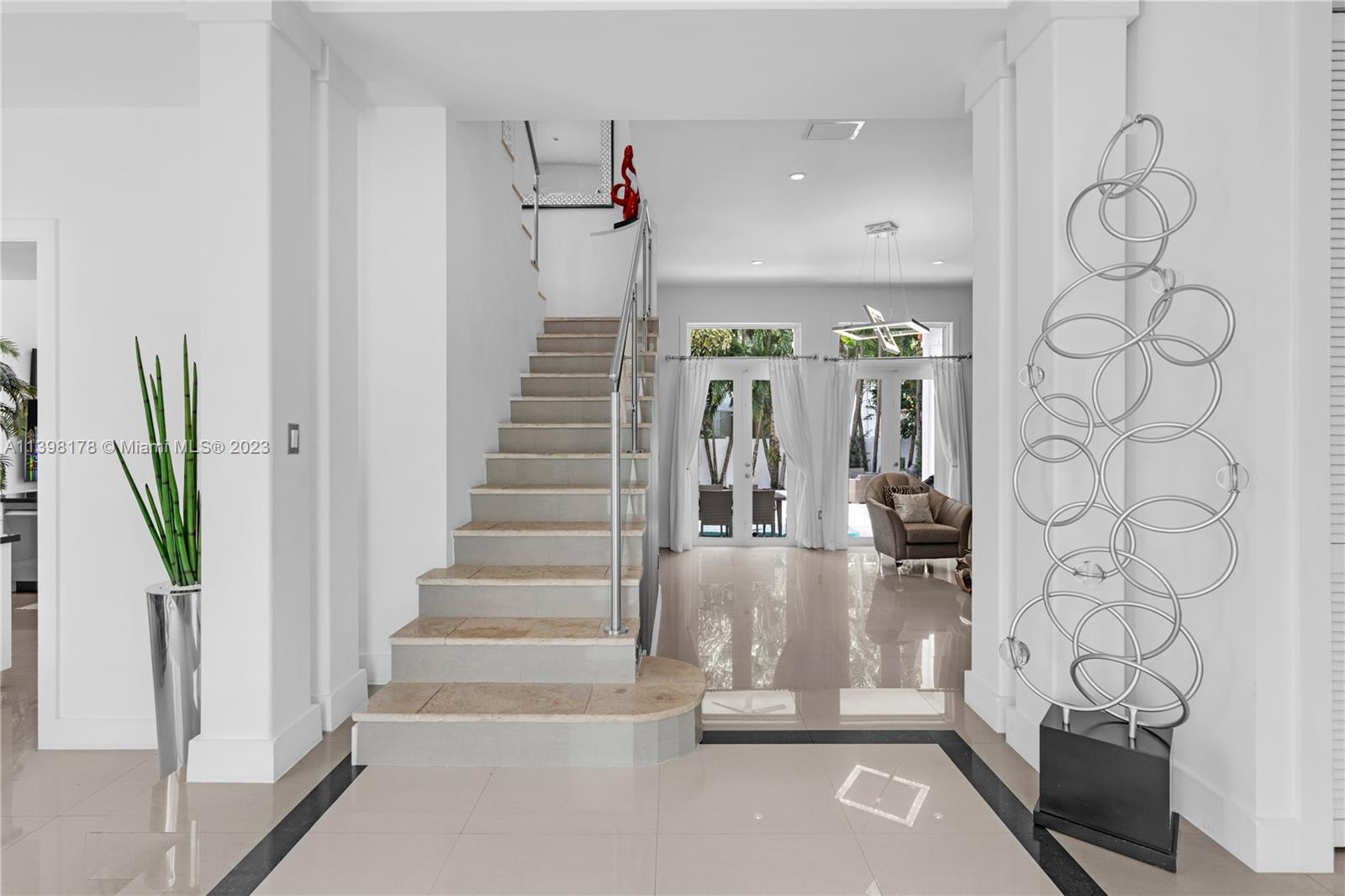 ROBERTS SUB - Residential Lease