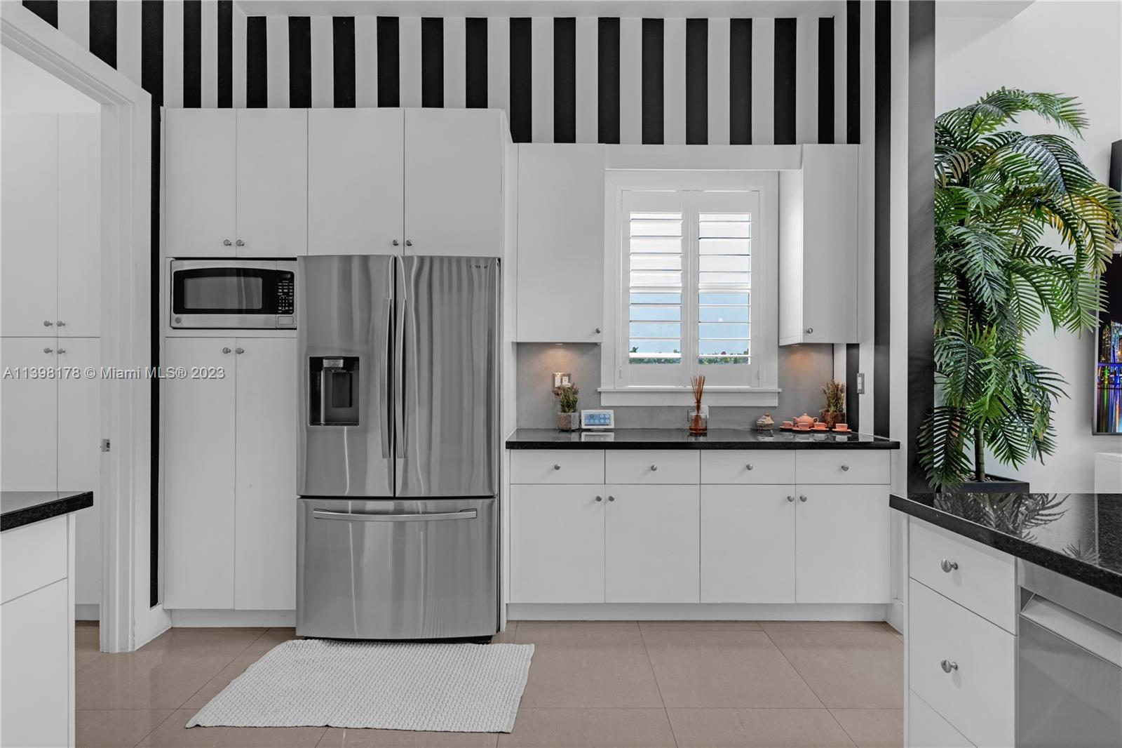ROBERTS SUB - Residential Lease