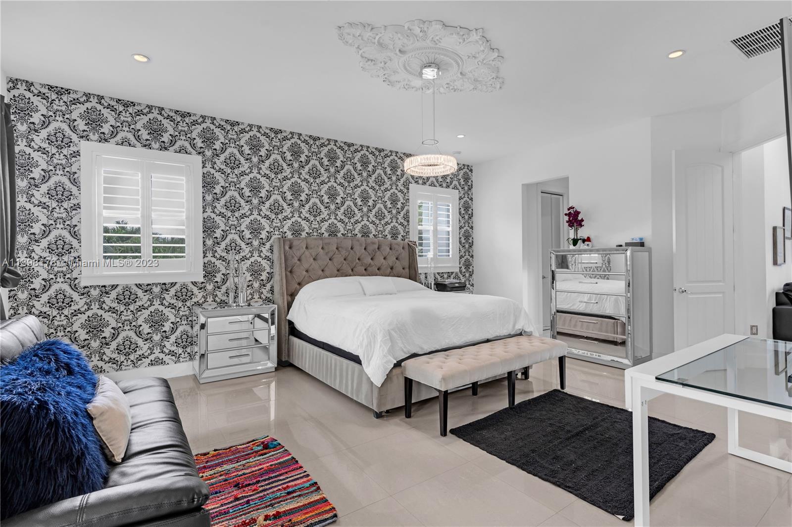 ROBERTS SUB - Residential Lease