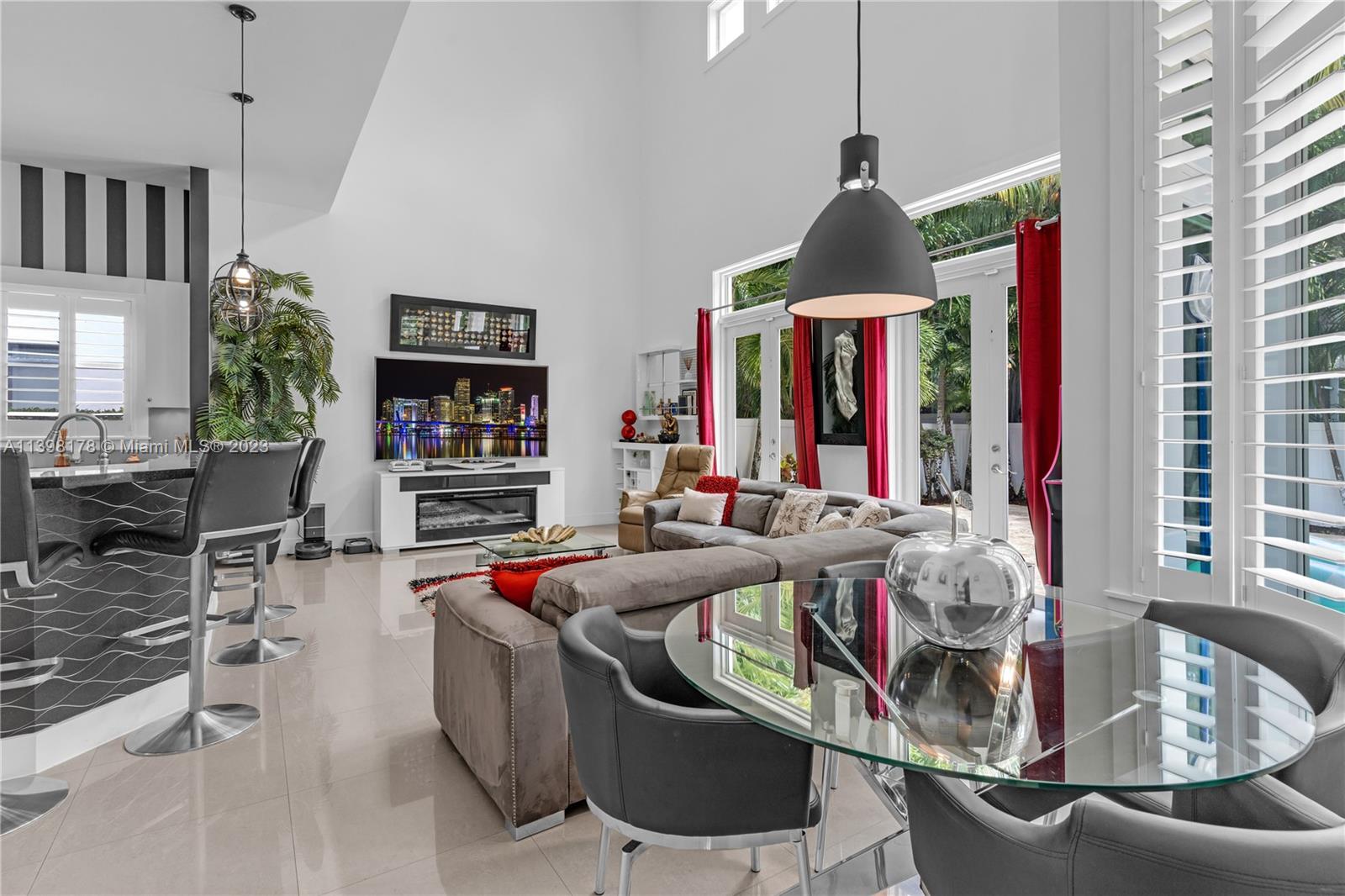 ROBERTS SUB - Residential Lease