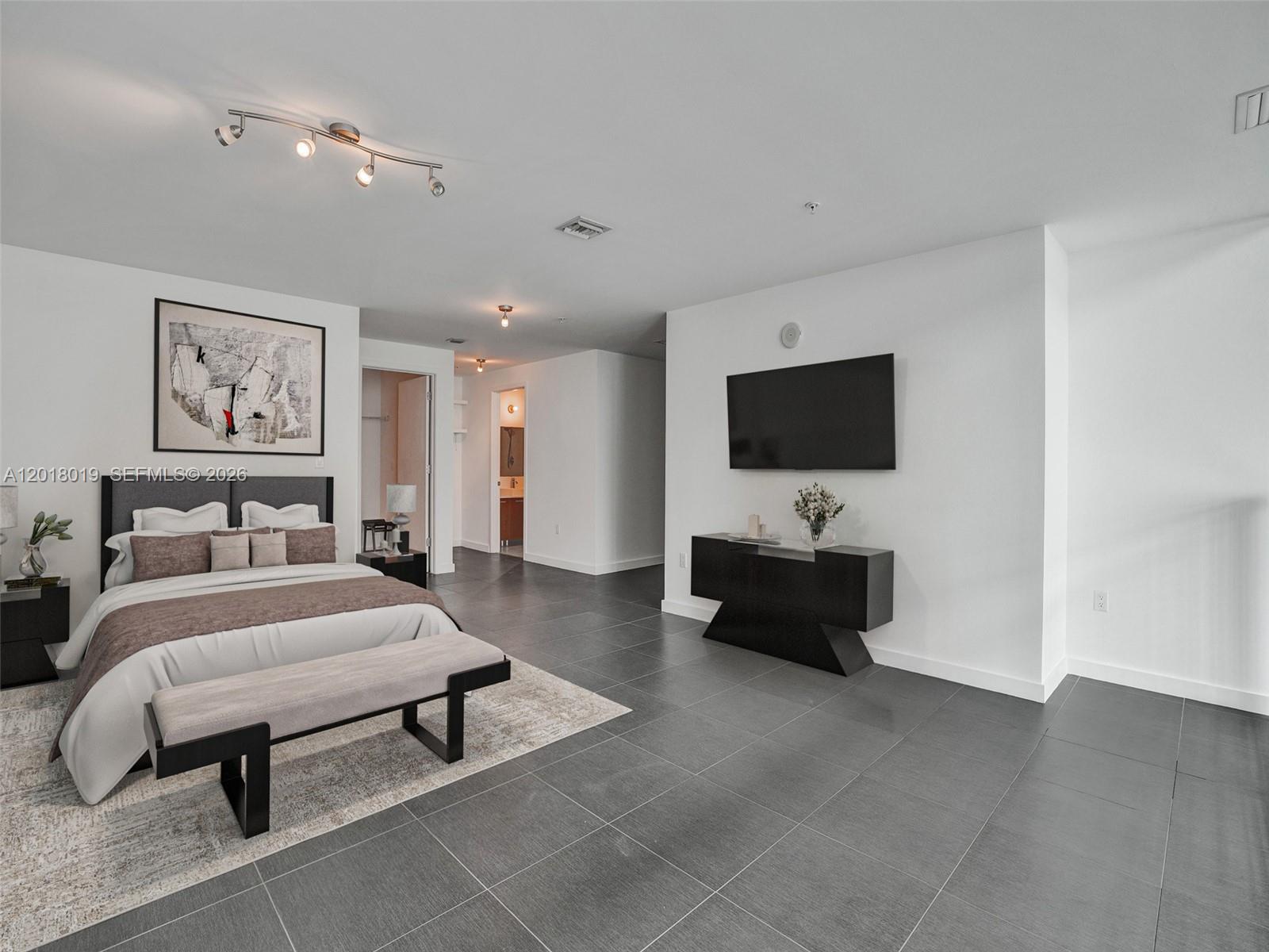 FOUR MIDTOWN MIAMI CONDO - Residential