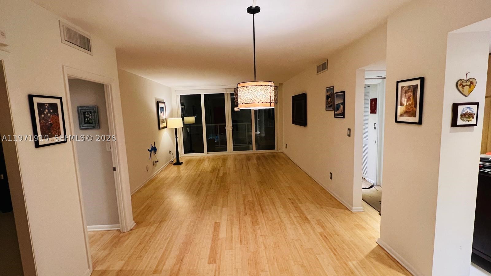 5600 CONDO - Residential
