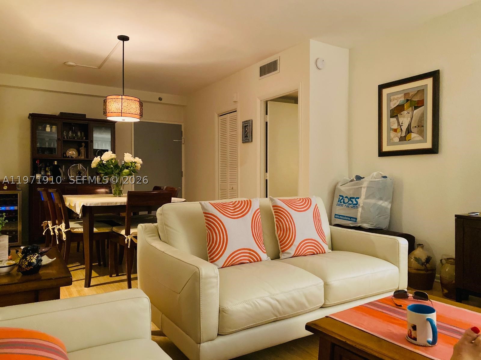 5600 CONDO - Residential