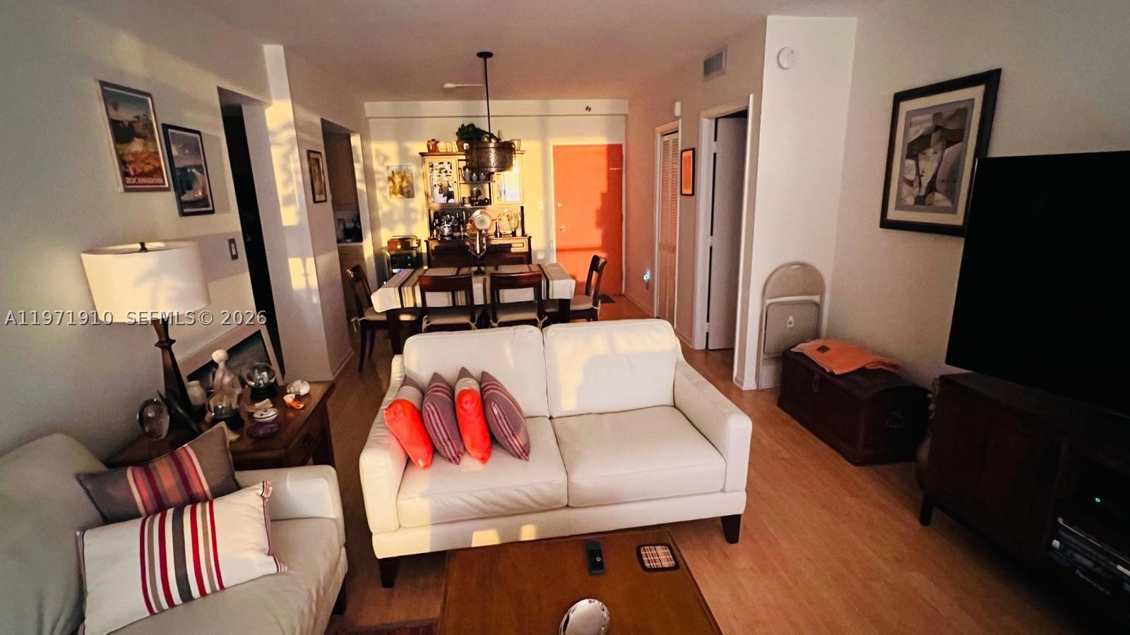 5600 CONDO - Residential