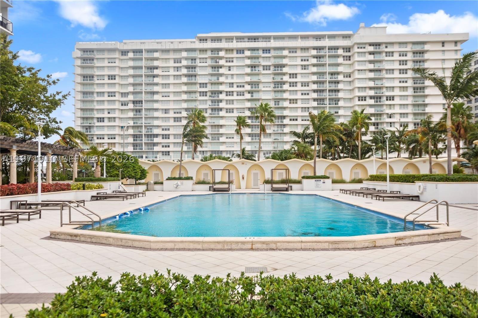 5600 CONDO - Residential