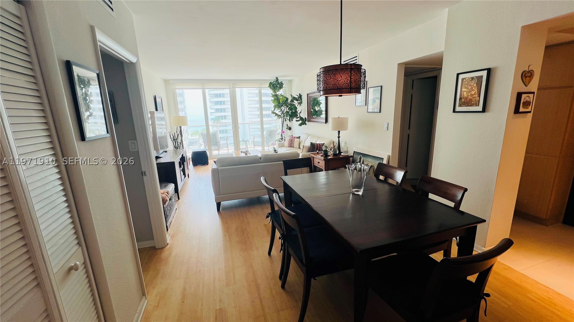 5600 CONDO - Residential