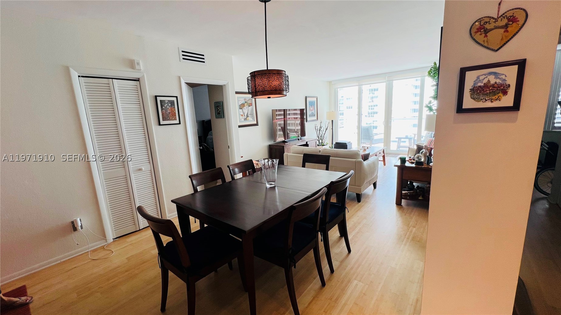 5600 CONDO - Residential