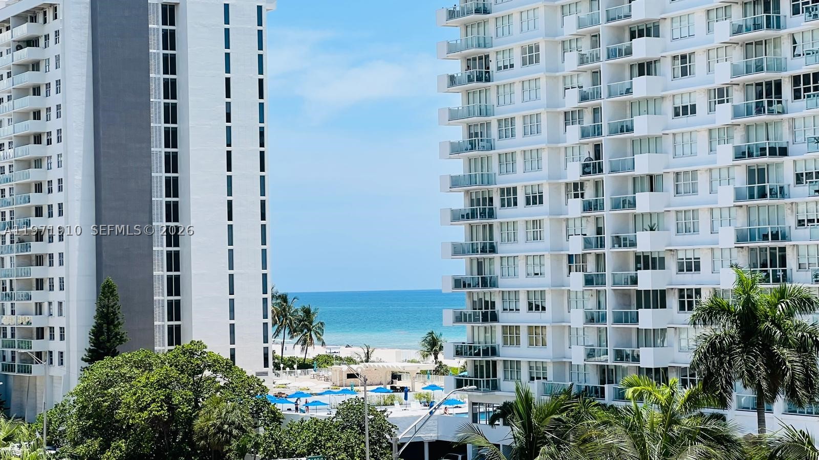 5600 CONDO - Residential