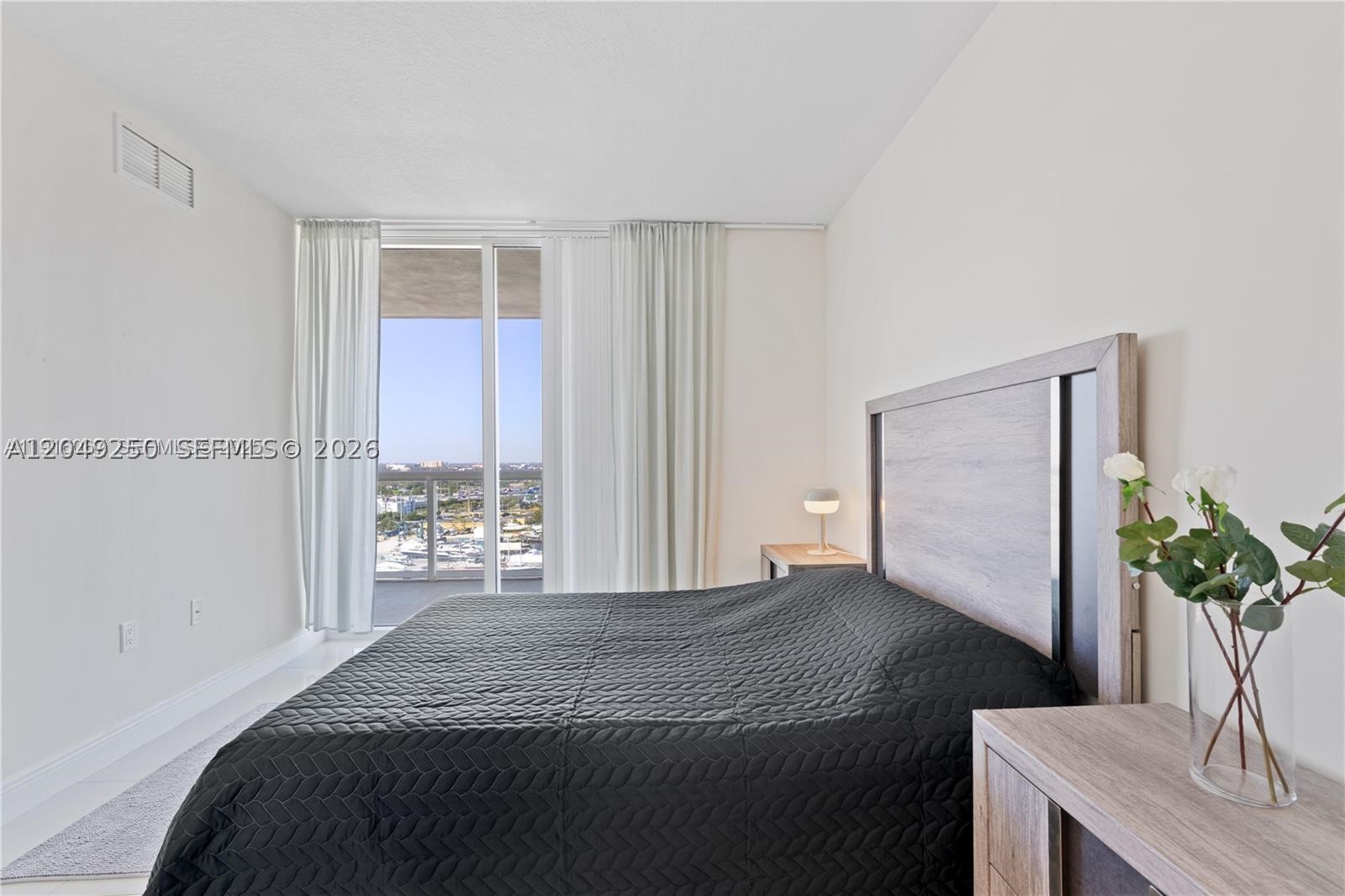 TERRAZAS RIVERPARK VILLAG - Residential Lease