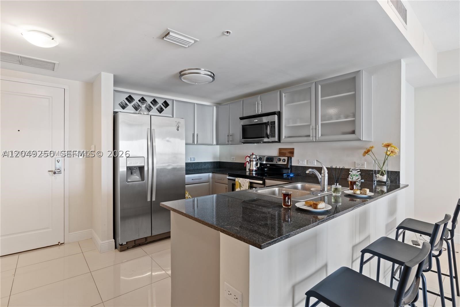 TERRAZAS RIVERPARK VILLAG - Residential Lease