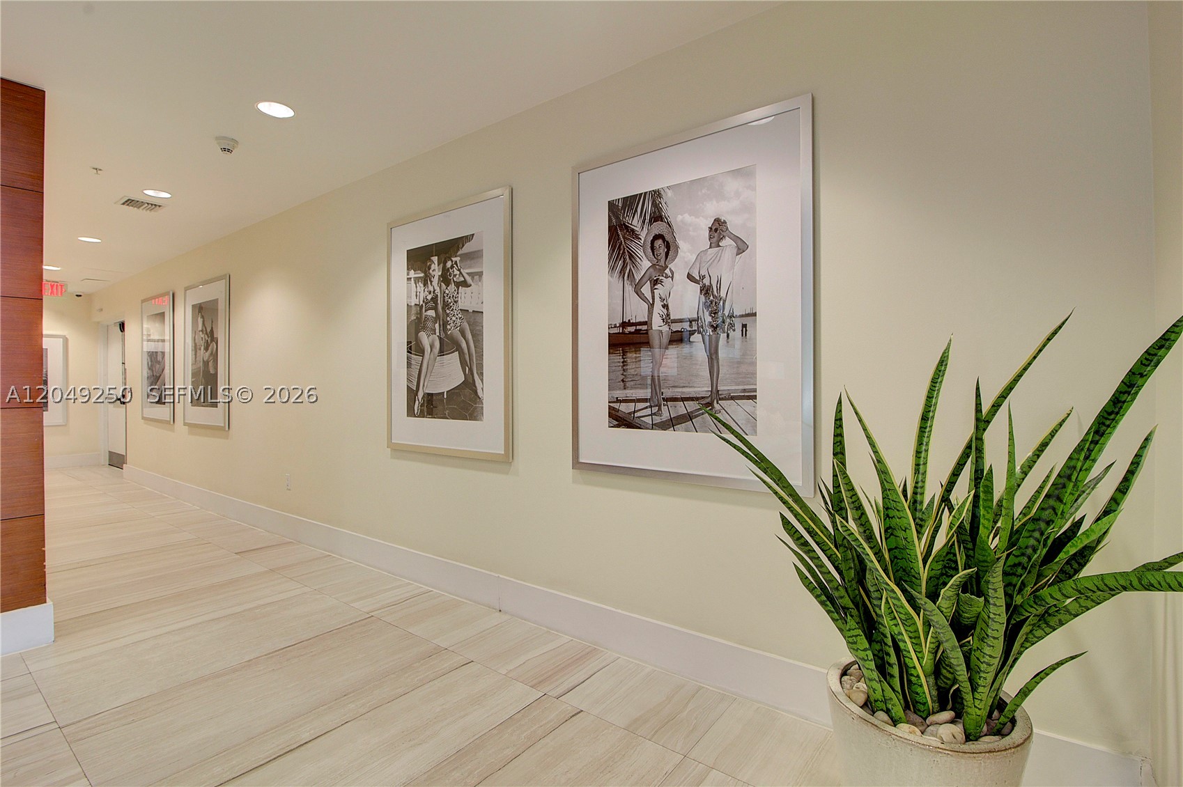 TERRAZAS RIVERPARK VILLAG - Residential Lease