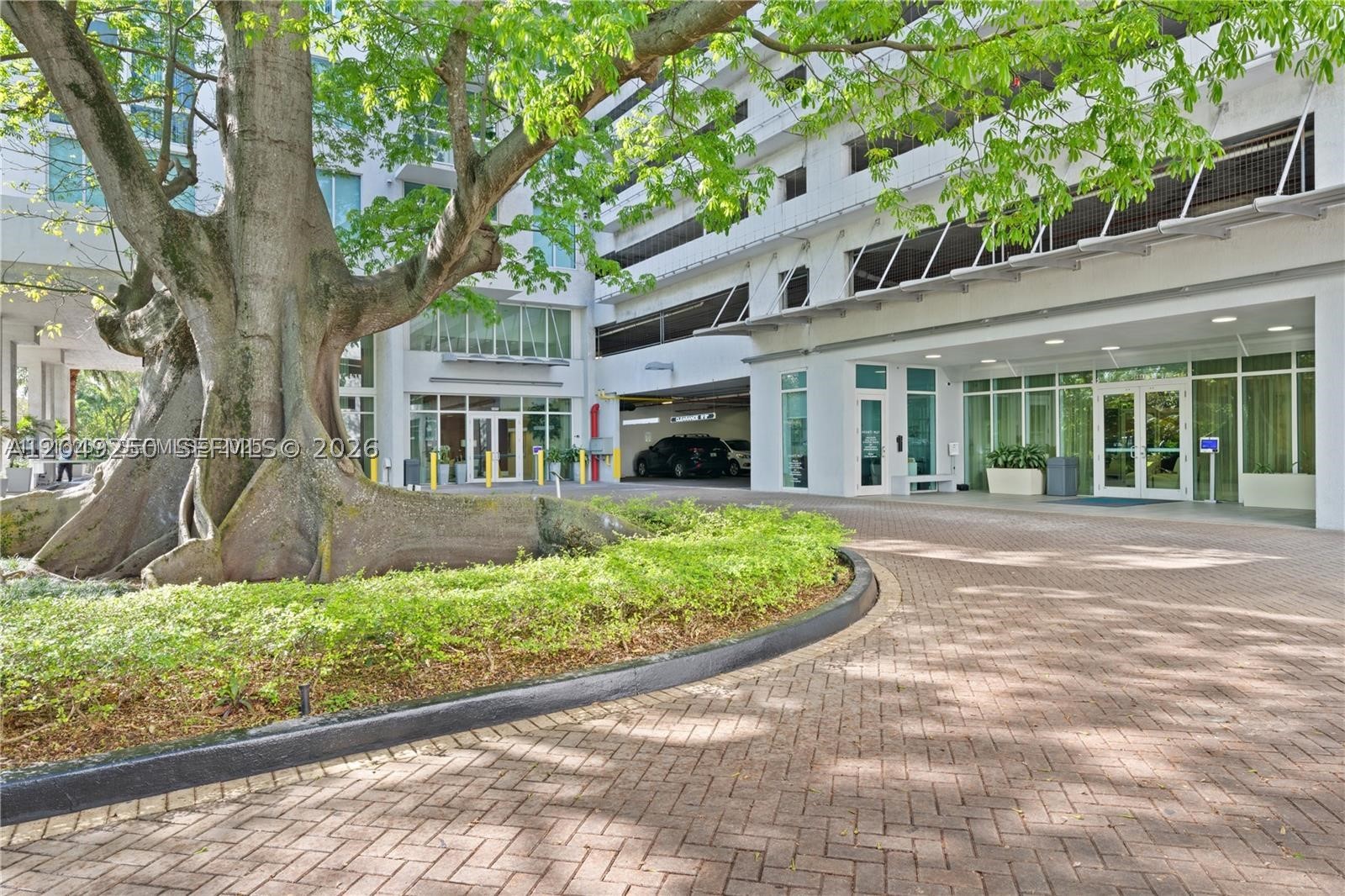 TERRAZAS RIVERPARK VILLAG - Residential Lease