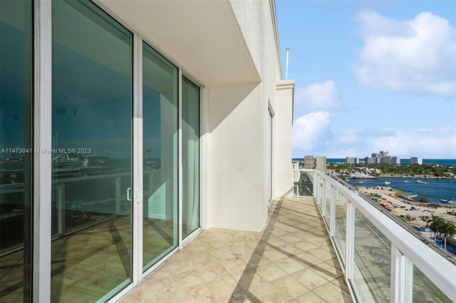THE PORT RESIDENCES - Residential Lease