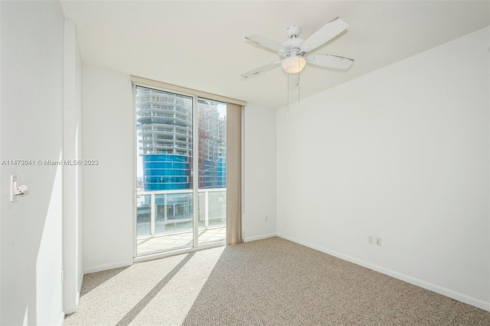 THE PORT RESIDENCES - Residential Lease