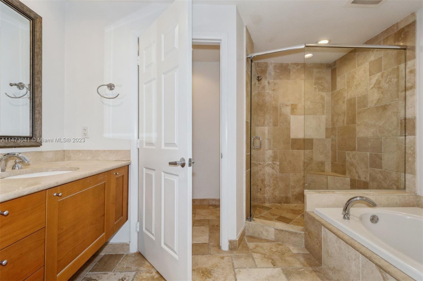 THE PORT RESIDENCES - Residential Lease