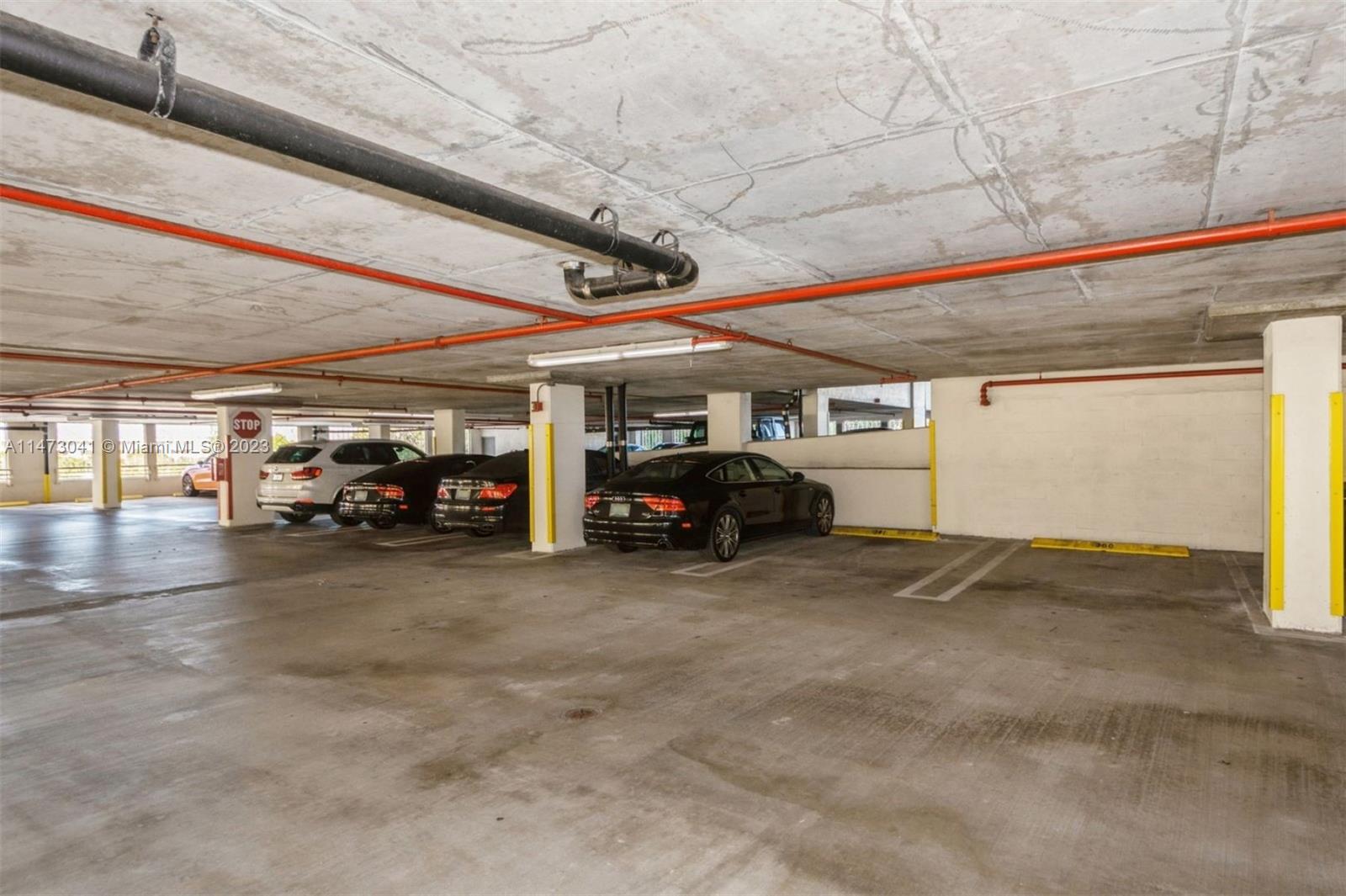 THE PORT RESIDENCES - Residential Lease