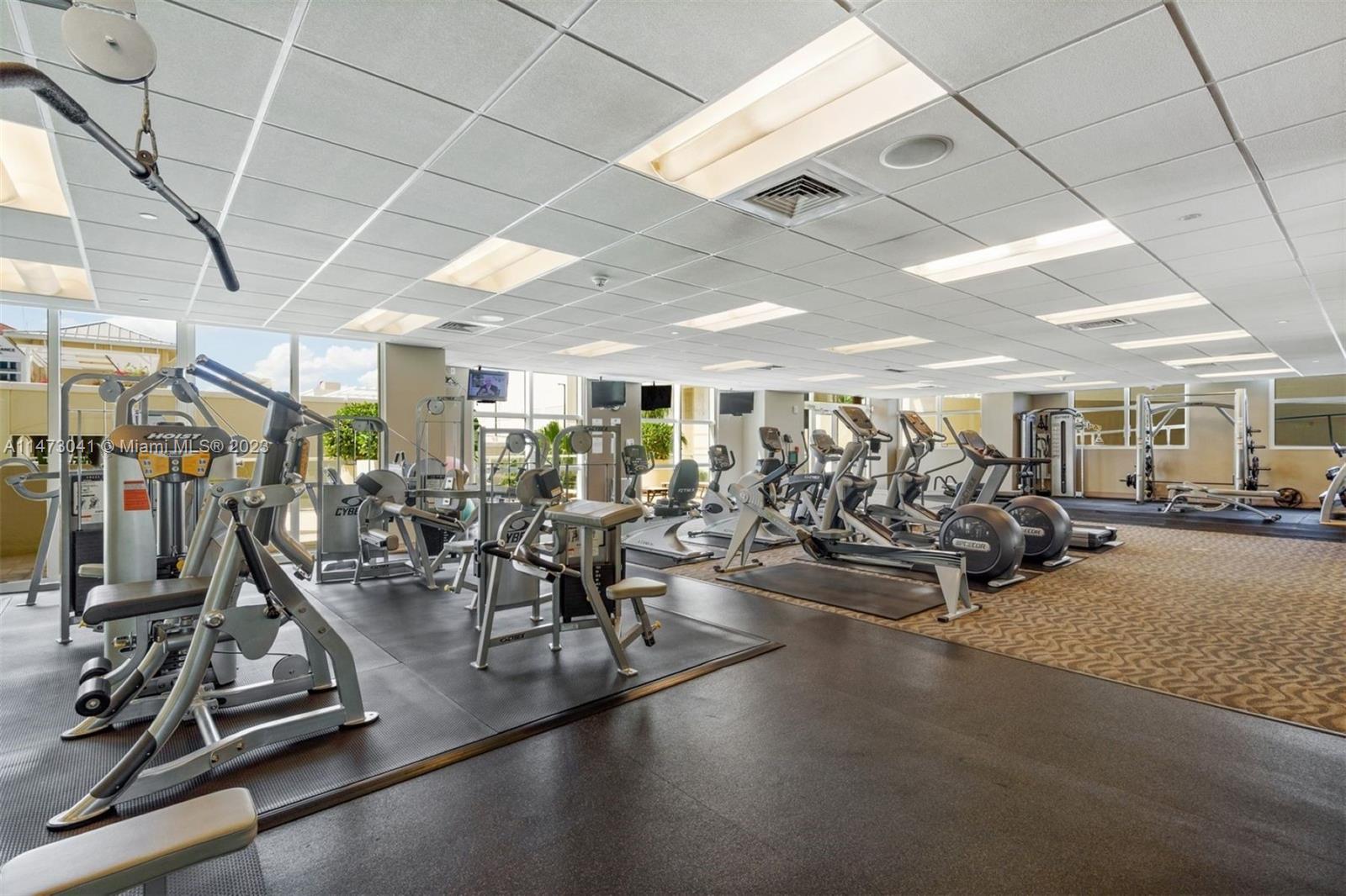 THE PORT RESIDENCES - Residential Lease