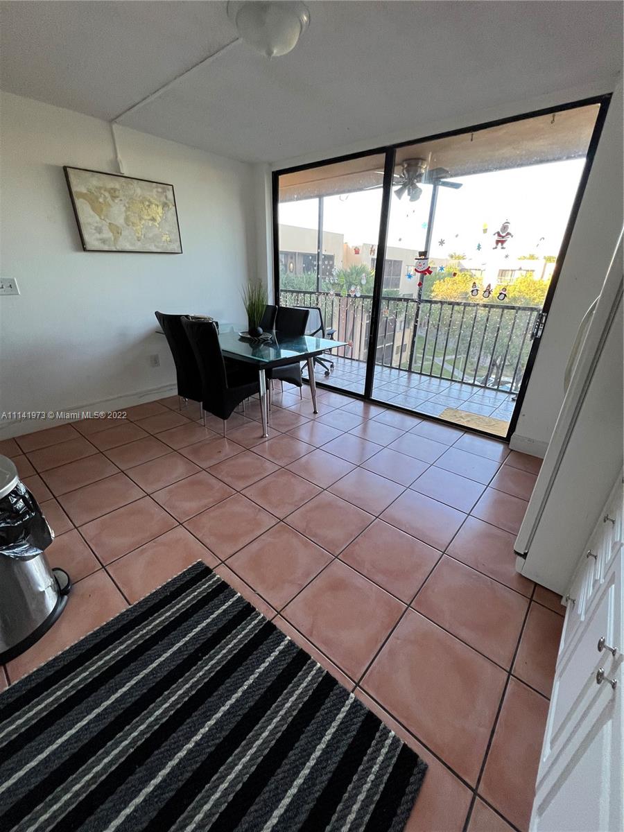 HORIZONS WEST CONDO #5 - Residential Lease