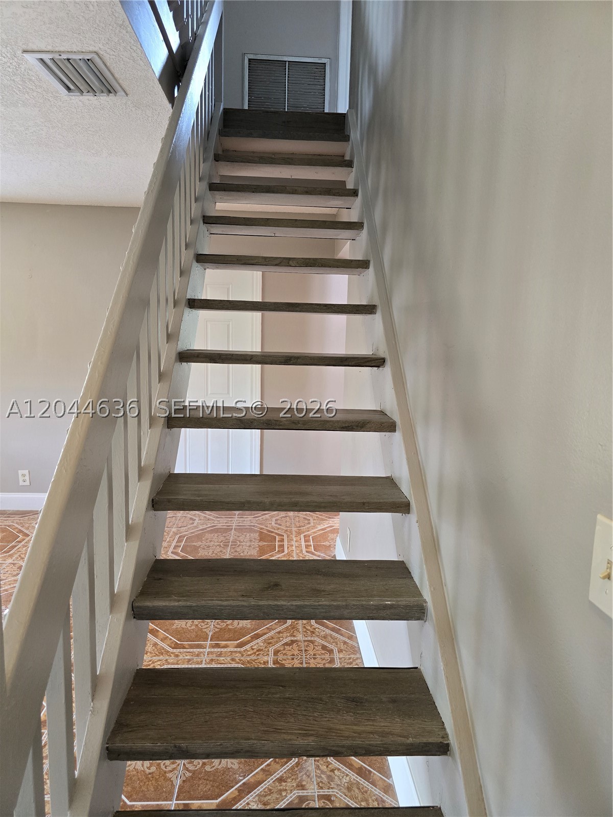 PT TR A NORTH LAUDERDALE - Residential
