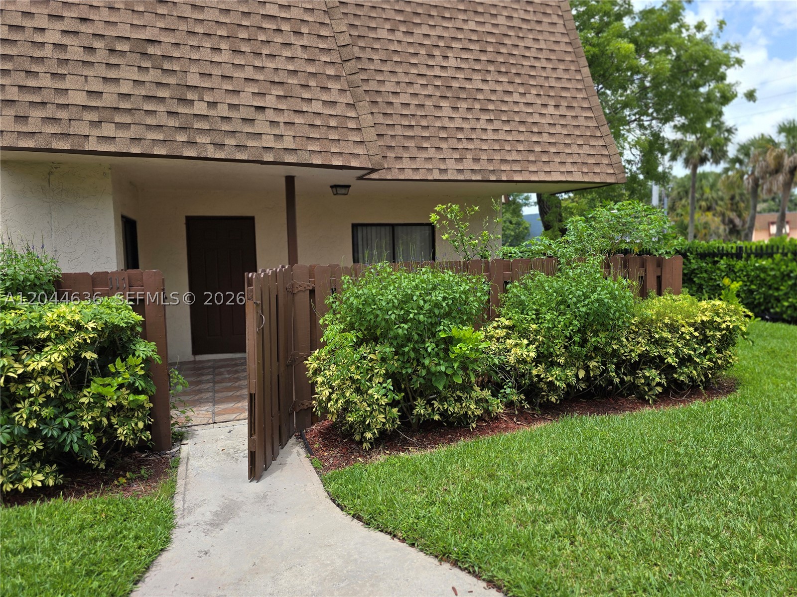PT TR A NORTH LAUDERDALE - Residential