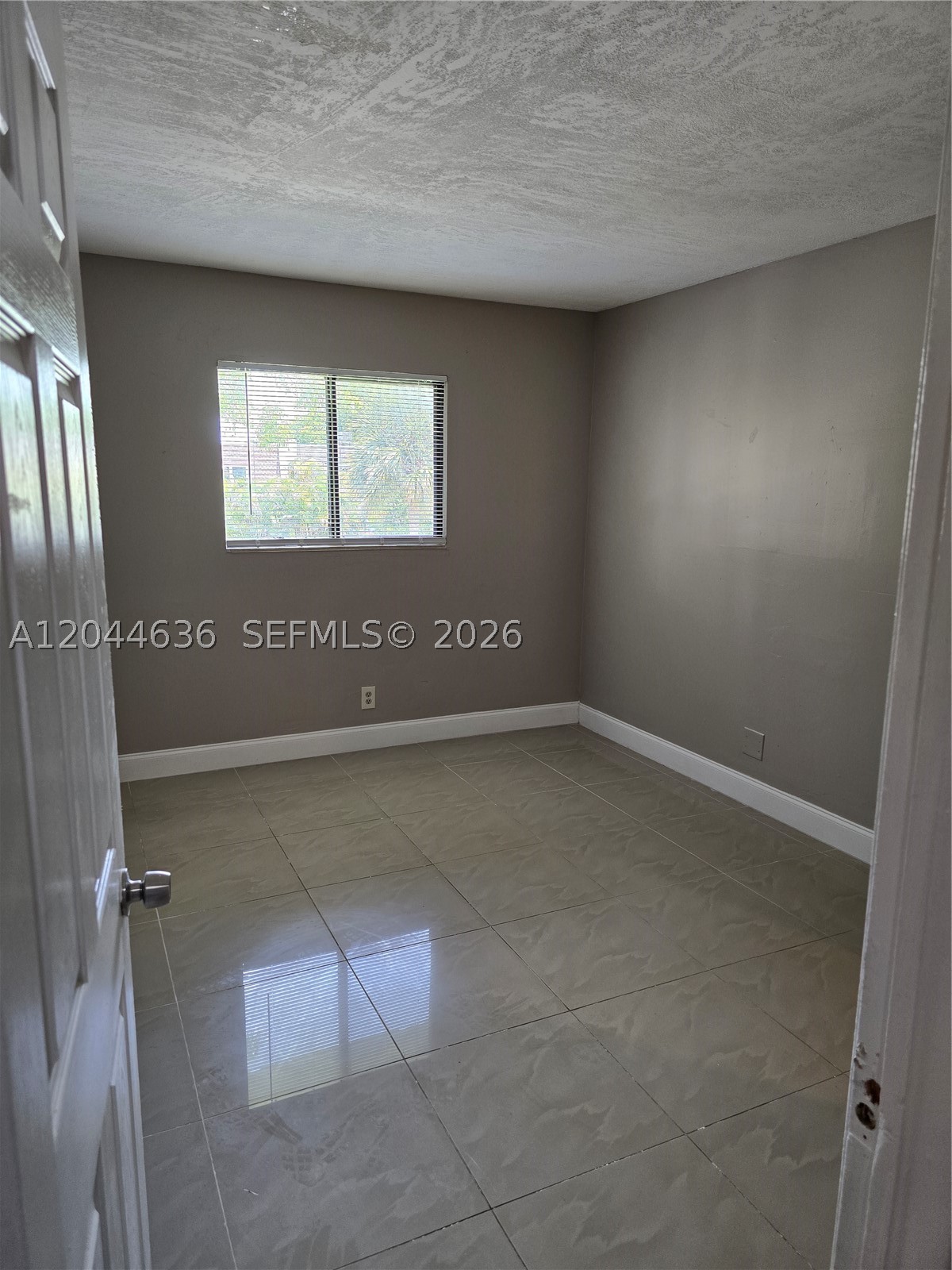 PT TR A NORTH LAUDERDALE - Residential