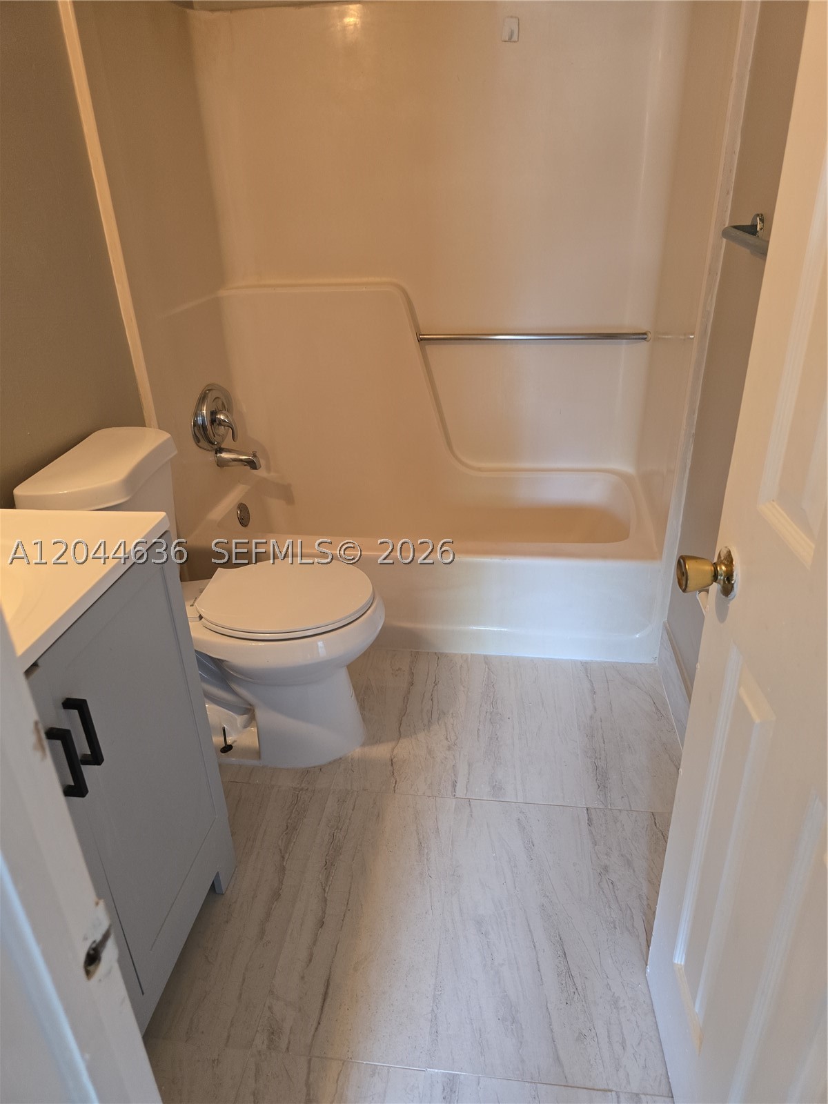 PT TR A NORTH LAUDERDALE - Residential