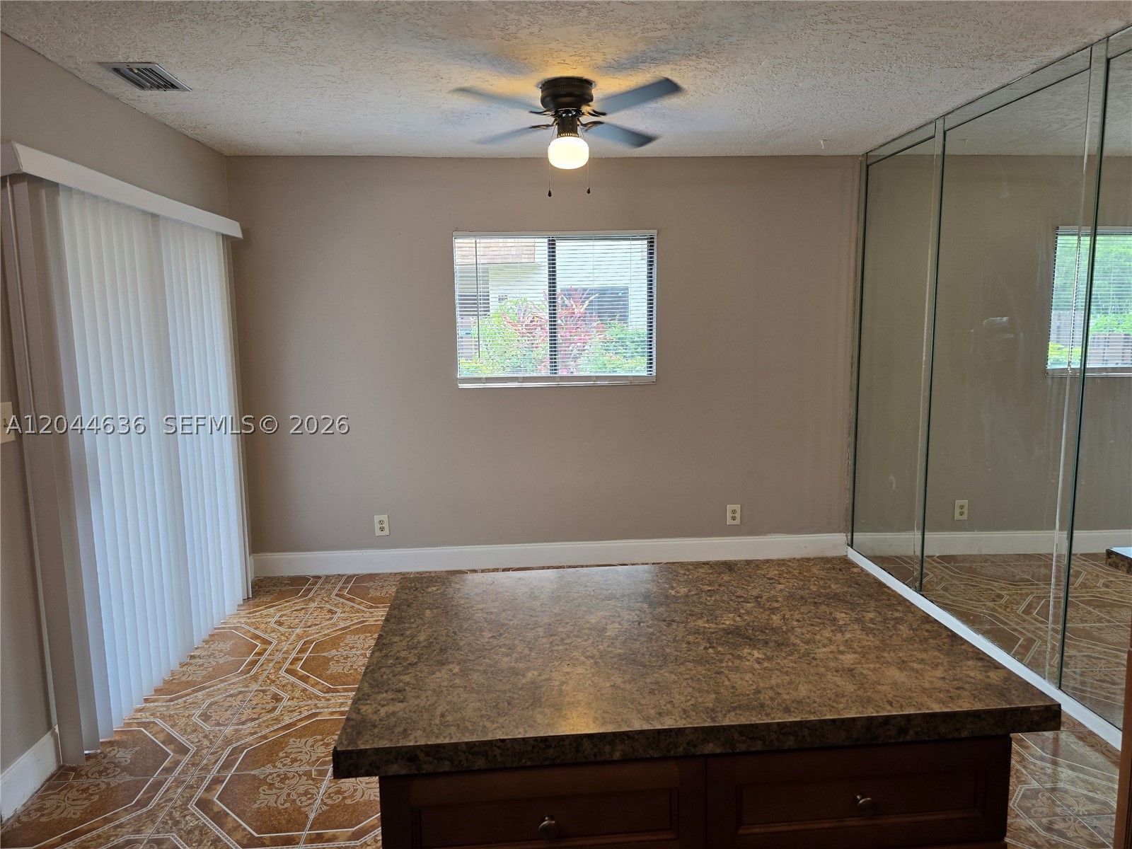 PT TR A NORTH LAUDERDALE - Residential