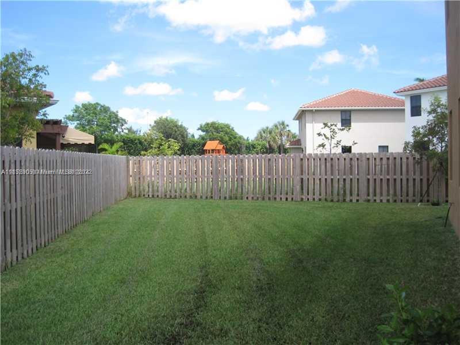 FONTAINEBLEAU WEST NORTH - Residential
