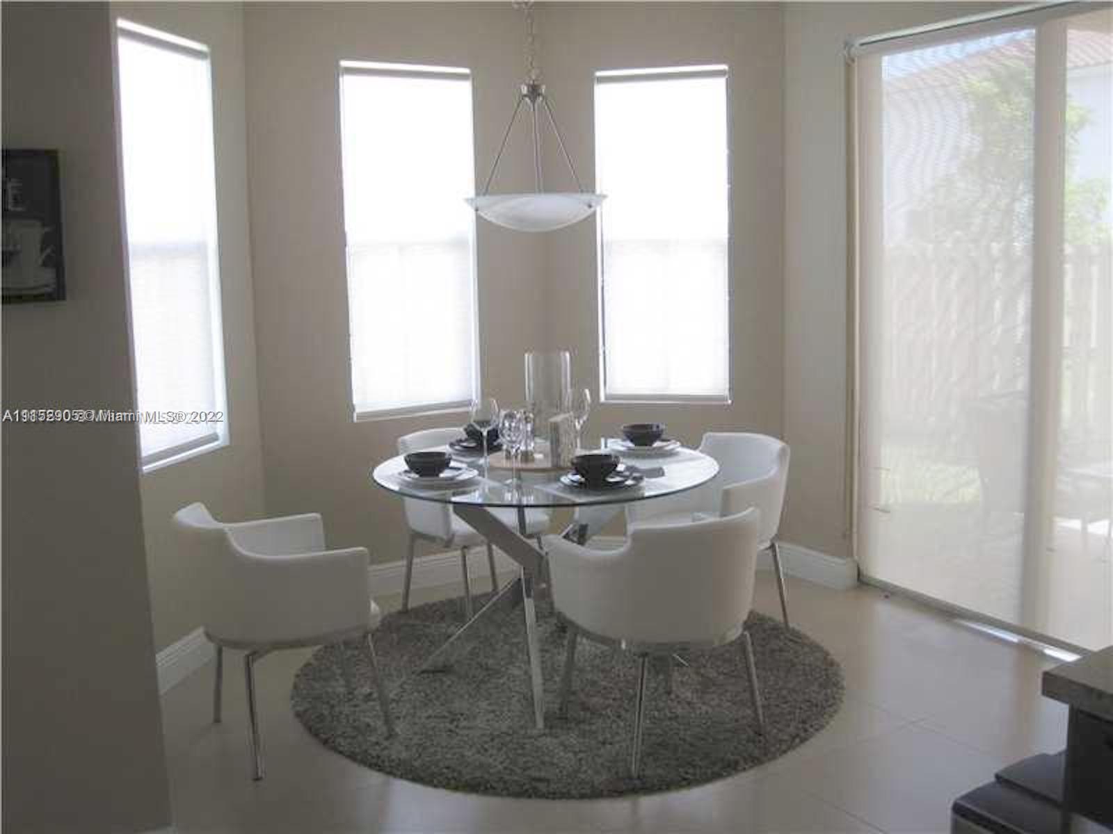 FONTAINEBLEAU WEST NORTH - Residential