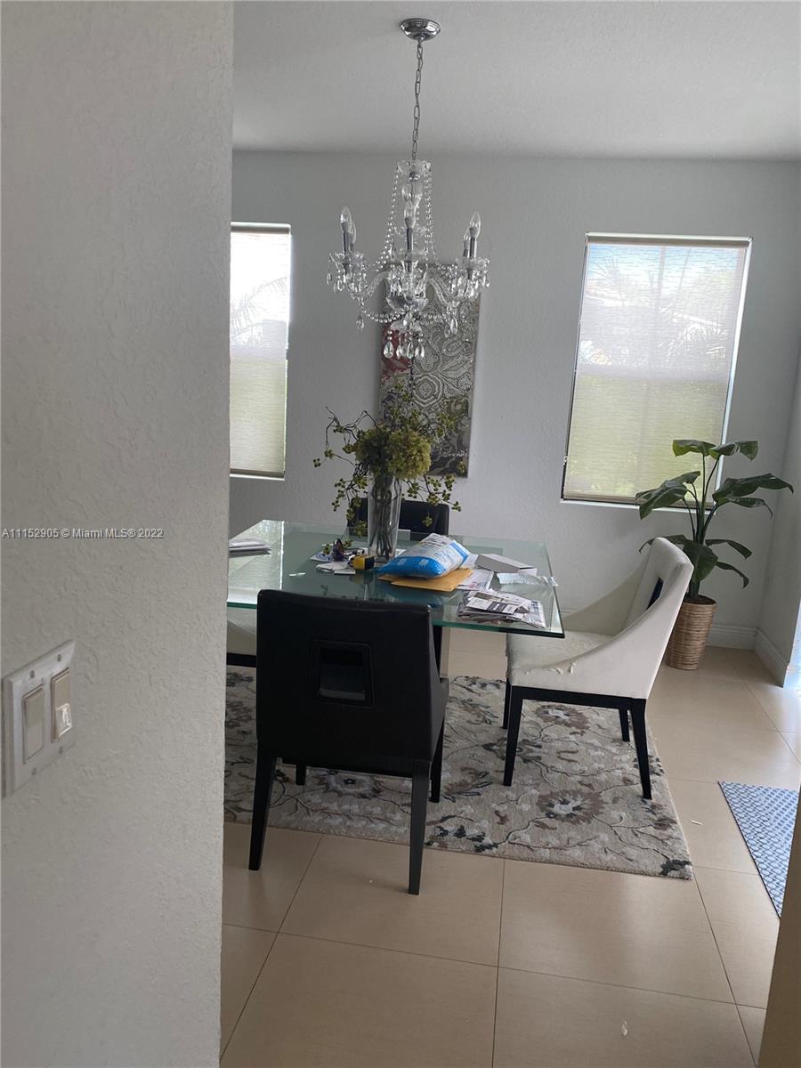 FONTAINEBLEAU WEST NORTH - Residential