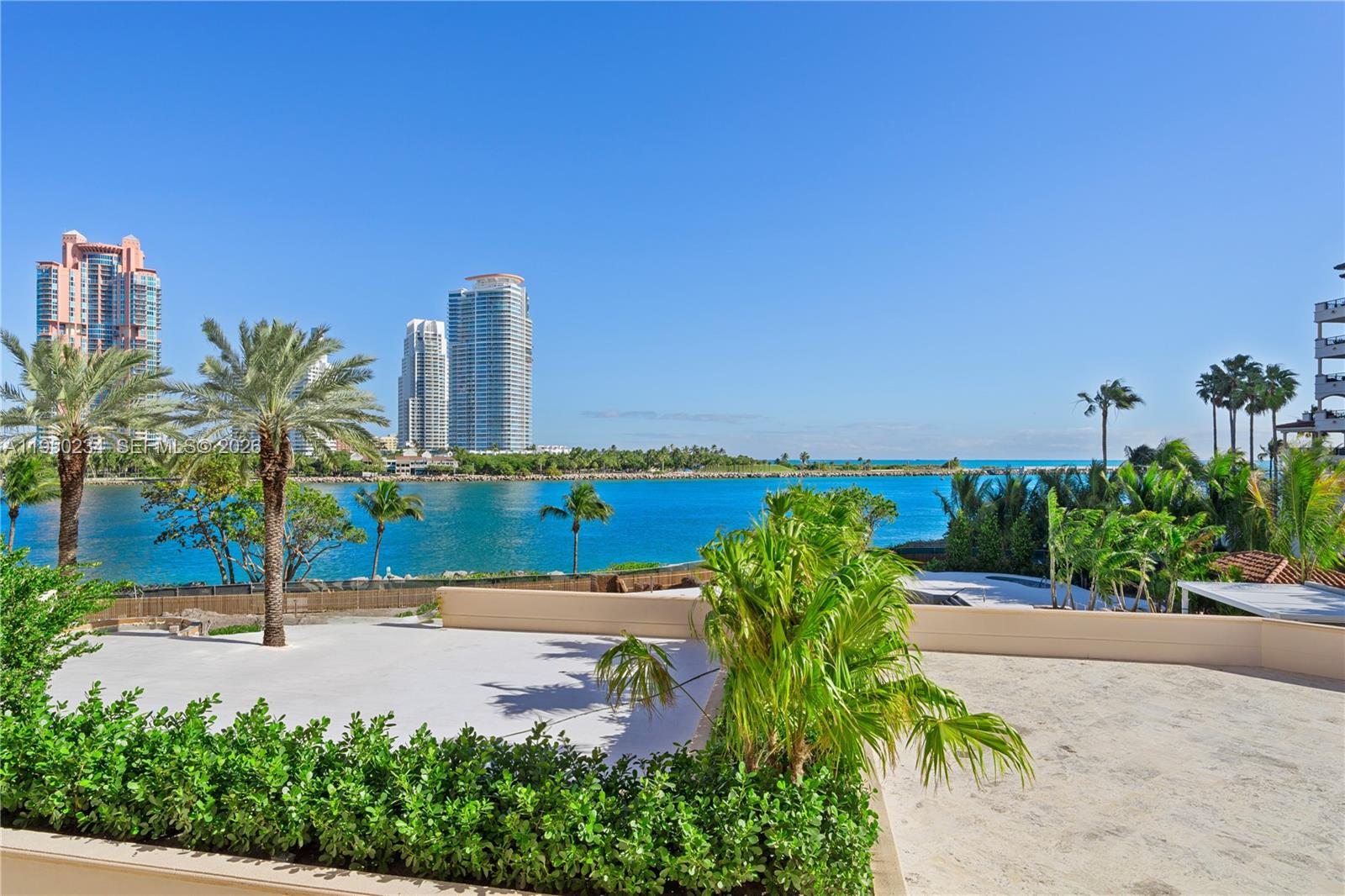 PALAZZO DEL MARE AT FISHER - Residential