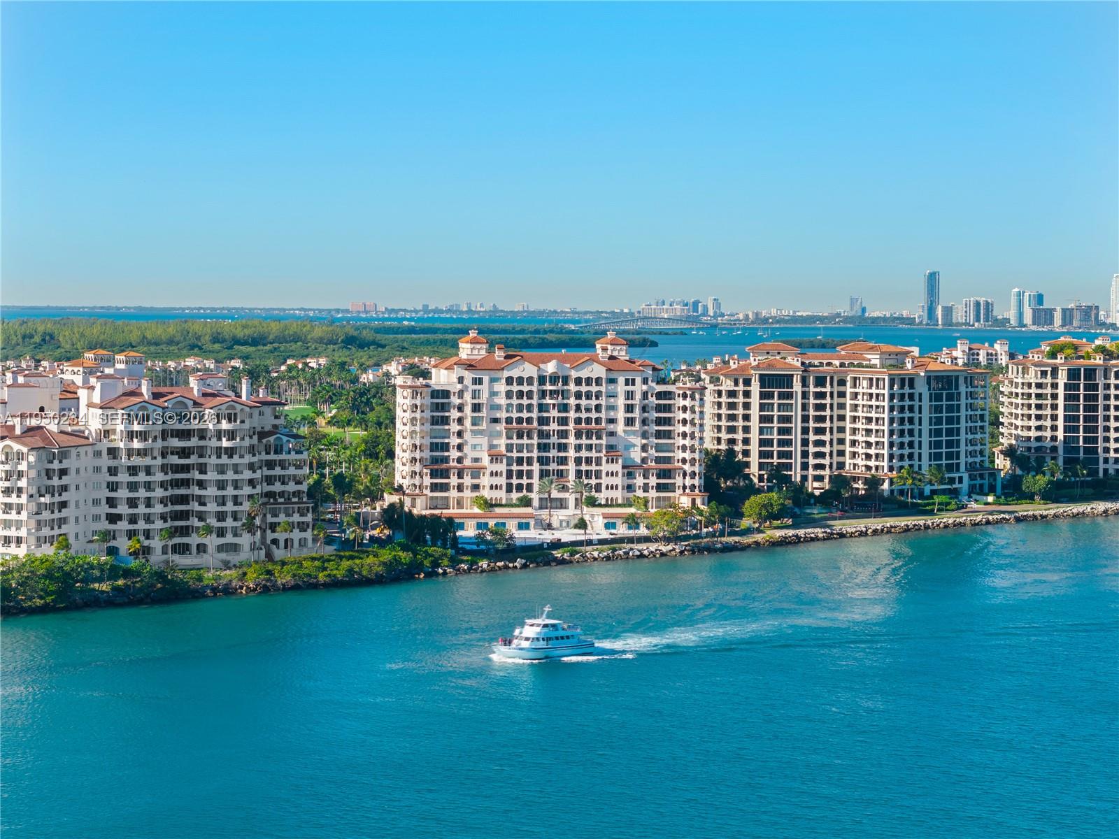 PALAZZO DEL MARE AT FISHER - Residential