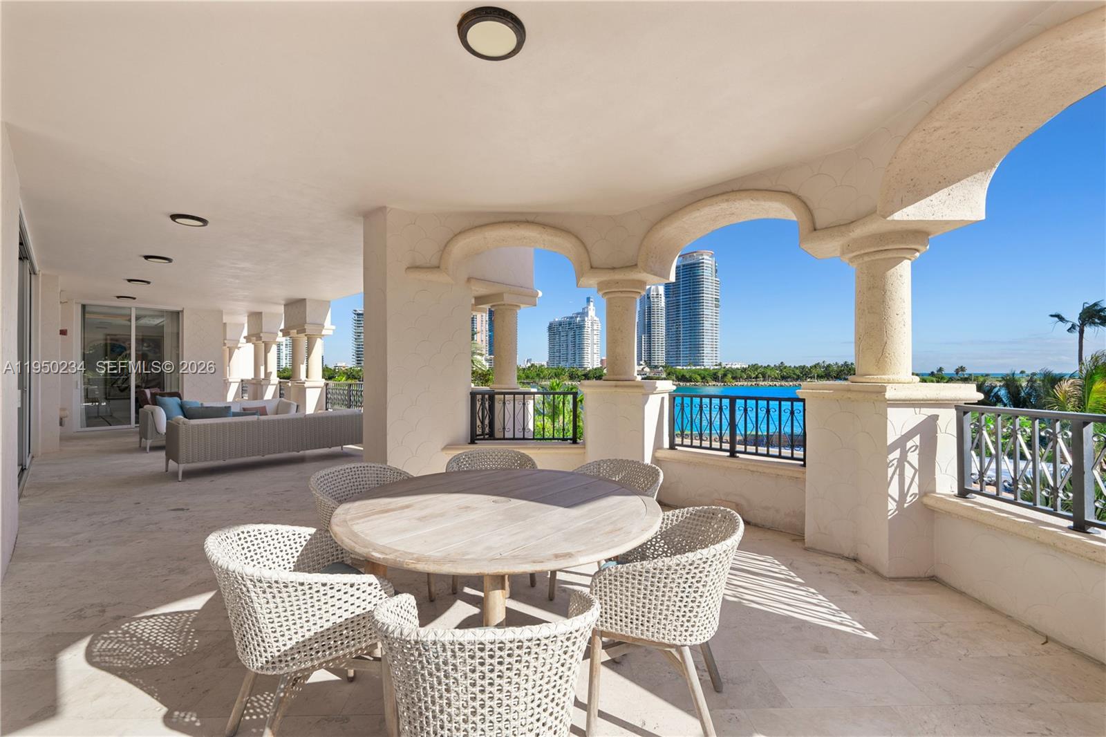 PALAZZO DEL MARE AT FISHER - Residential