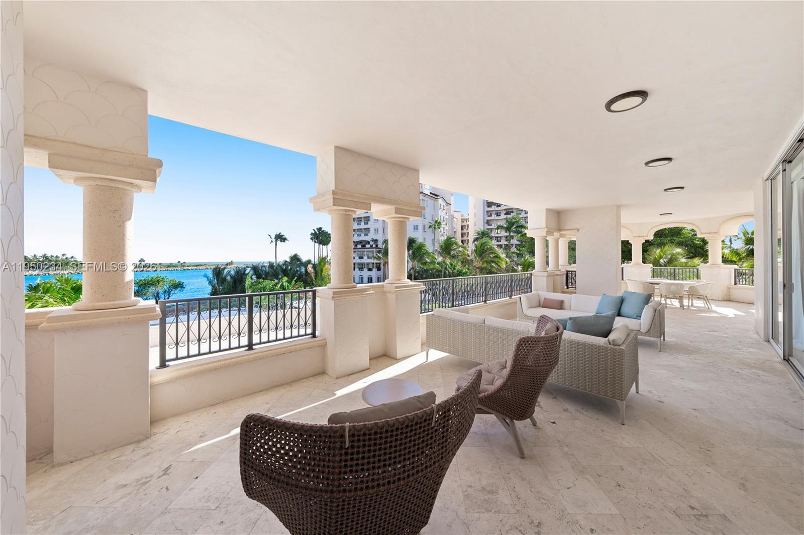 PALAZZO DEL MARE AT FISHER - Residential