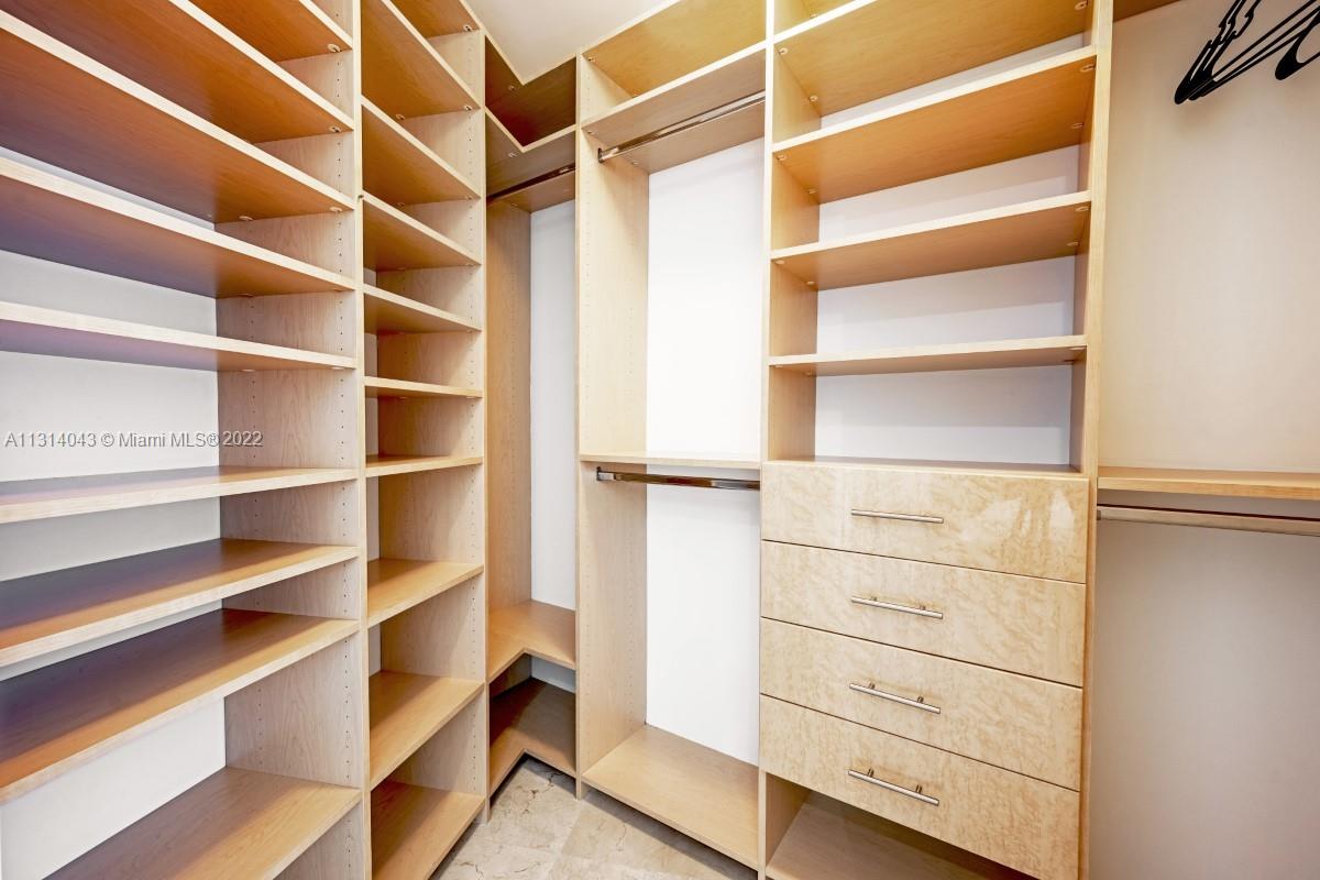 TDR TOWER III CONDO - Residential Lease