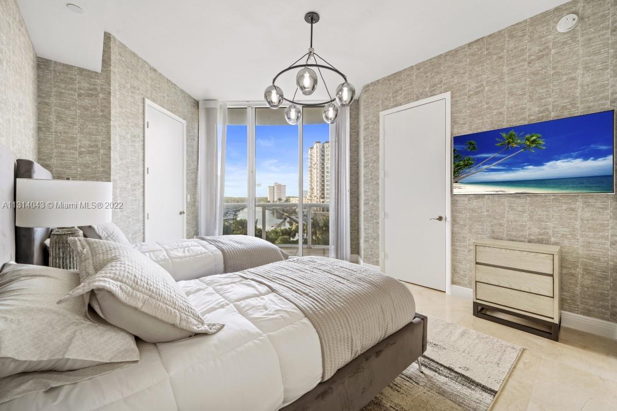 TDR TOWER III CONDO - Residential Lease