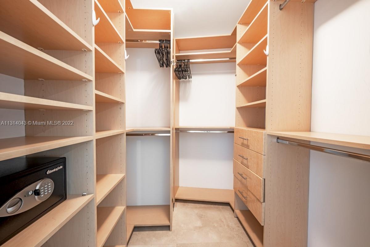 TDR TOWER III CONDO - Residential Lease