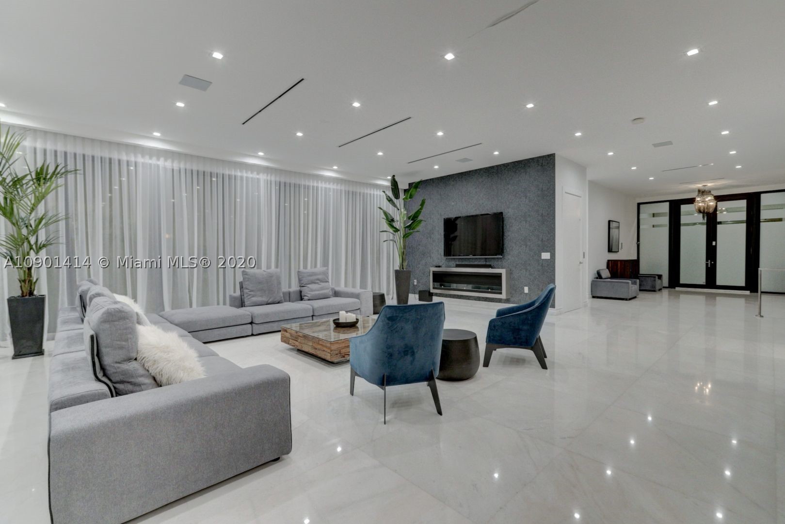 SEA ISLAND - Residential