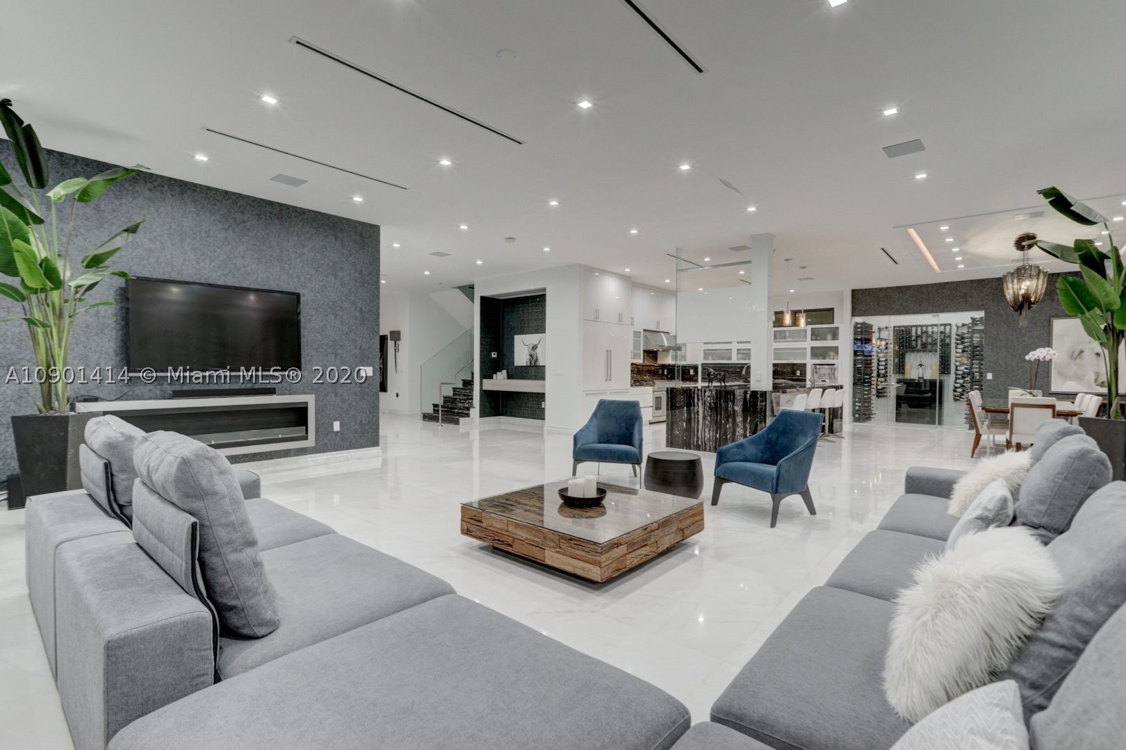 SEA ISLAND - Residential