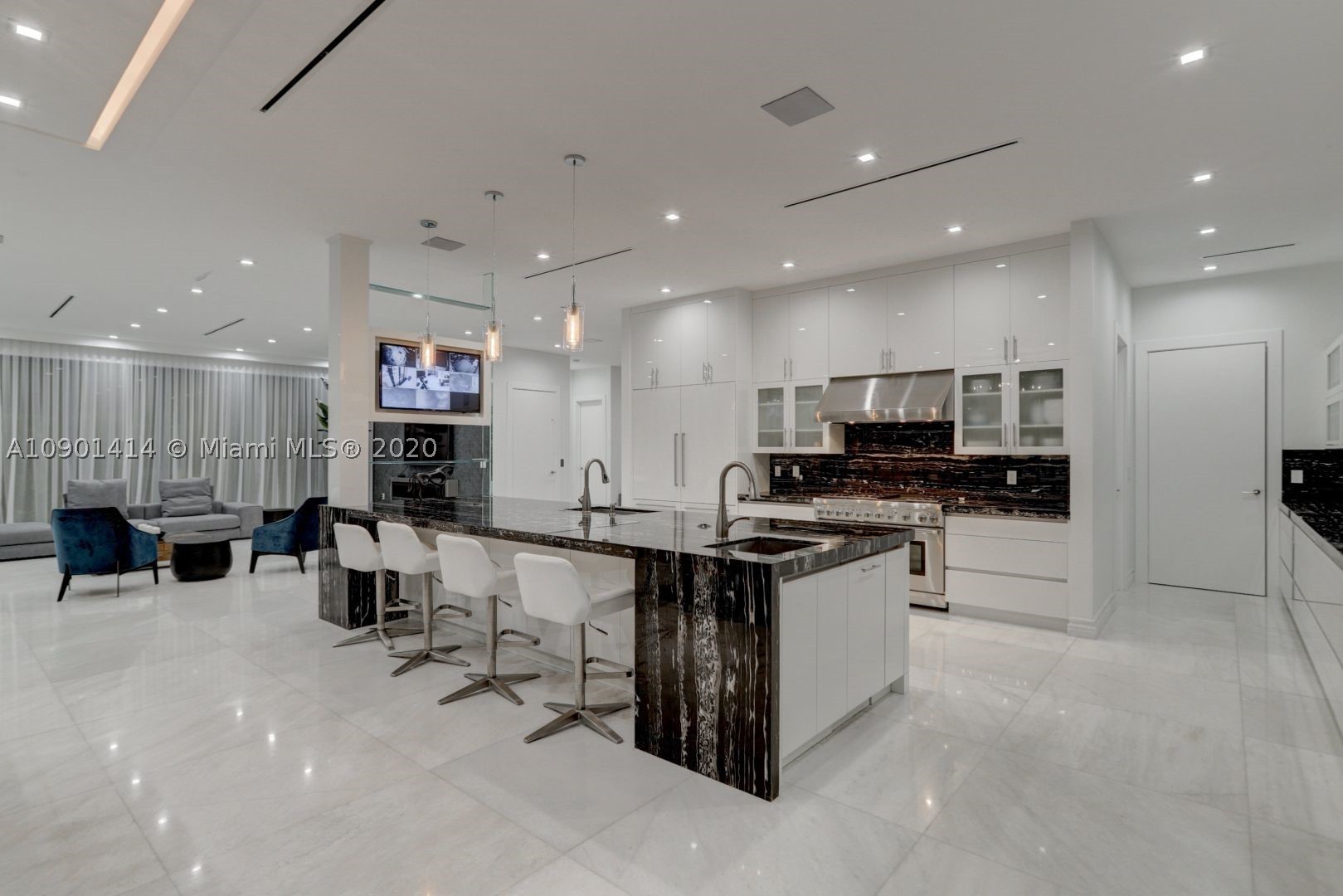 SEA ISLAND - Residential