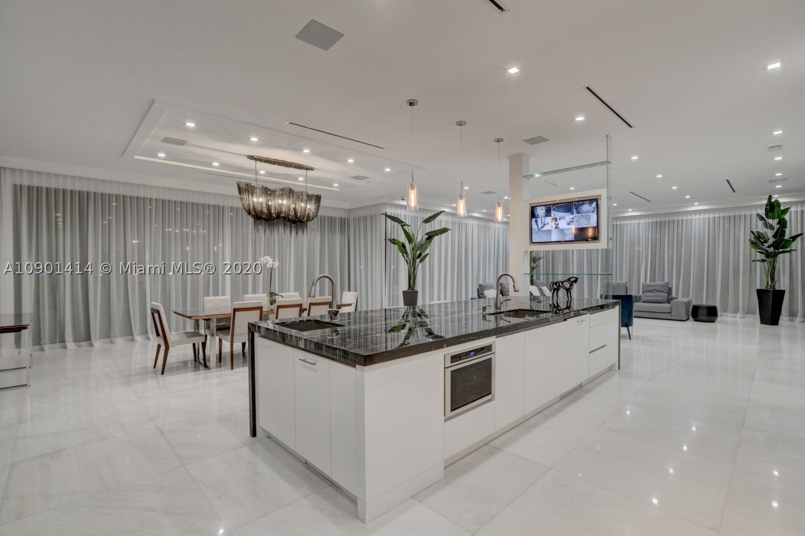 SEA ISLAND - Residential