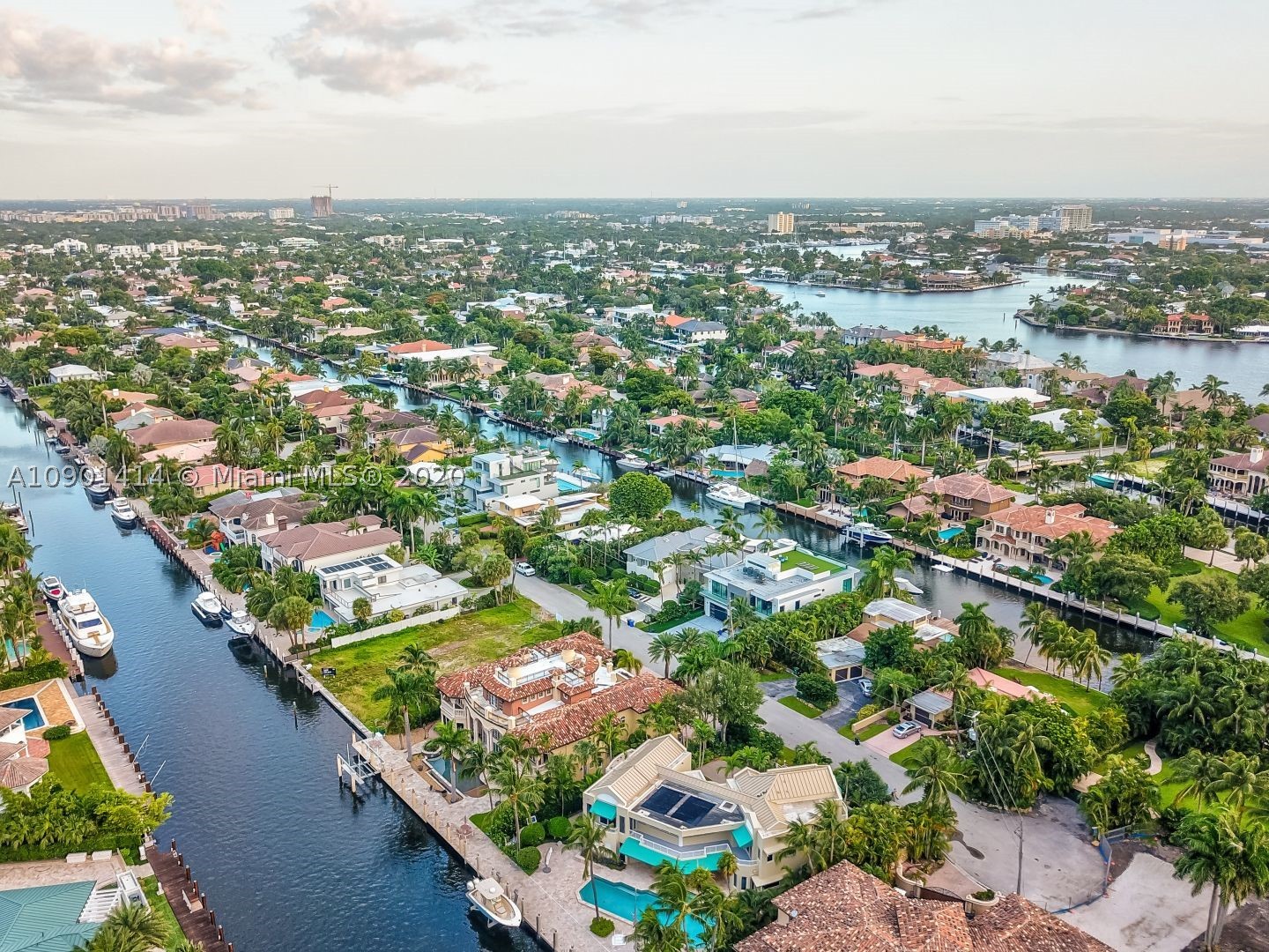 SEA ISLAND - Residential