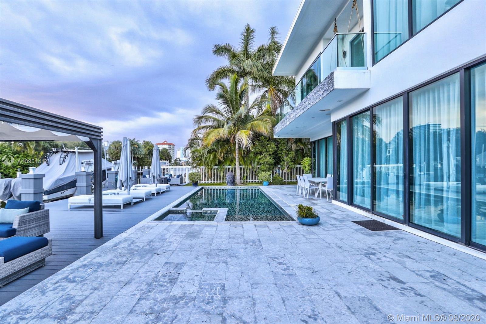 SEA ISLAND - Residential